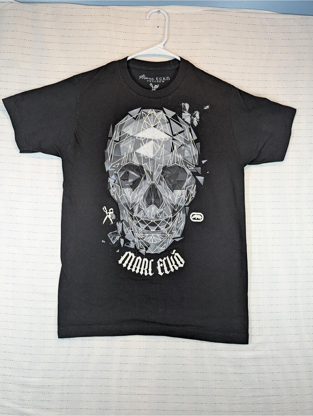 Marc Ecko Cut & Sew Black Geometric Skull Graphic Streetwear T-Shirt Mens Medium